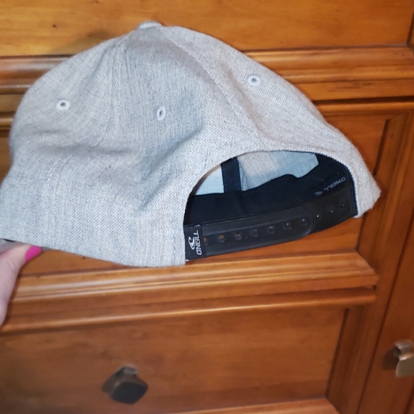 New Without Tag O'Neill Gray Black Adjustable Hat - Picture 4 of 5